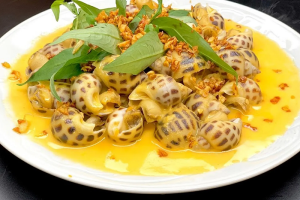Ăn ốc với trứng gà có sao không