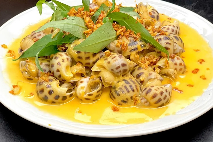 Ăn ốc với trứng gà có sao không