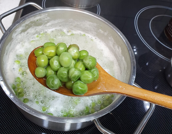 Cá lóc nấu với đậu hà lan được không