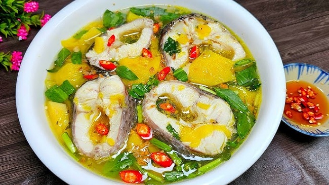 Vết thương hở ăn cá lóc được không