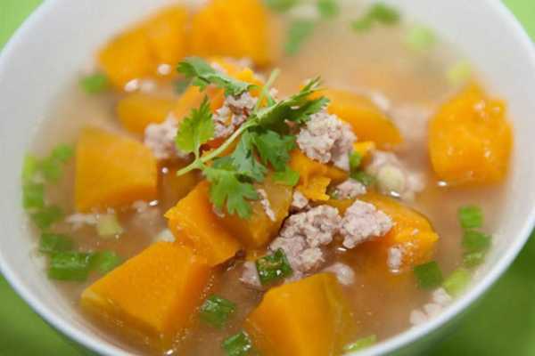 Canh bí đỏ kỵ gì